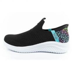 Buty do chodzenia damskie Skechers 303801LBKMT. Czarne buty treningowe Skechers, bez wzorów, z materiału, bez zapięcia, trekkingowe. Za 331.00 zł.