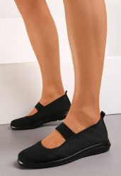 Czarne Tenisówki na Grubej Podeszwie z Materiałową Cholewką i Paskiem Ratvia. Czarne trampki Born2be, bez wzorów, z materiału, klasyczne, bez zapięcia. Za 79.99 zł.