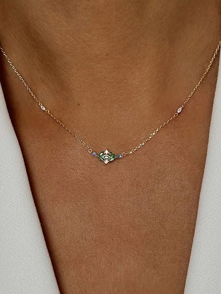 Les Petites Précieuses Pozłacany naszyjnik z elementem ozdobnym - dł. 40 cm rozmiar: onesize. Niebieskie naszyjniki Les Petites Précieuses, z materiału, z cyrkonią, pozłacane. Za 118.84 zł.