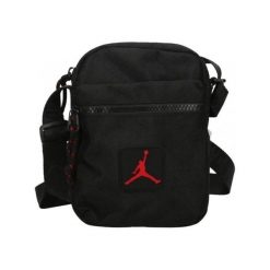 Saszetka torebka listonoszka Nike Jordan RISE FESTIVAL. Czarne nerki i saszetki Jordan, bez wzorów, bez dodatków. W wyprzedaży za 105.00 zł.