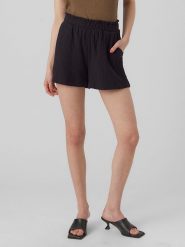 Vero Moda Szorty w kolorze czarnym rozmiar: XS. Czarne szorty Vero Moda, bez wzorów, z bawełny. Za 70.57 zł.