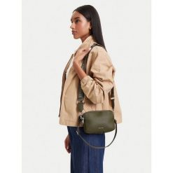 Torebka Calvin Klein. Zielone listonoszki Calvin Klein, bez wzorów, bez dodatków. Za 409.99 zł.