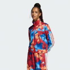 BLUZA DRESOWA ADIDAS x FARM RIO HOUSE OF TIRO. Białe bluzy bez kaptura adidas, m, bez wzorów, z dresówki, bez kaptura. Za 279.00 zł.