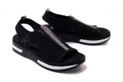 RIEKER V59B5-00 black, sandały damskie. Czarne sandały Rieker, bez wzorów, z gumy, bez obcasa, bez zapięcia. Za 319.90 zł.