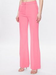 Maryley Spodnie materiałowe 23EB587/43FR Różowy Regular Fit. Czerwone spodnie materiałowe Maryley, bez wzorów, z materiału. Za 299.99 zł.