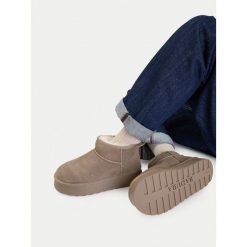 Botki Badura. Szare śniegowce Badura, bez wzorów, bez zapięcia. Za 229.99 zł.