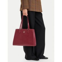 Torebka Beverly Hills Polo Club. Czerwone torebki klasyczne Beverly Hills Polo Club, bez wzorów, klasyczne, bez dodatków. Za 199.99 zł.