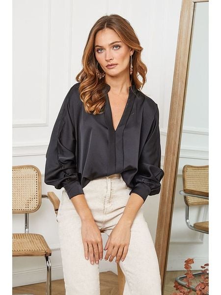 Joséfine Bluzka "Patrick" w kolorze czarnym rozmiar: L. Czarne bluzki Joséfine, l, bez wzorów, bez kołnierzyka, bez ramiączek. Za 109.00 zł.