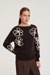 Sweter z aplikacją brązowy. Brązowe swetry MOODO, l, z aplikacjami, z poliesteru, bez ramiączek. Za 159.99 zł.