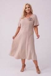 Elegancka sukienka Doris na wesele w kolorze nude PLUS SIZE XXL JESIEŃ. Czerwone sukienki Moda Size Plus Iwanek, na imprezę, plus size, bez wzorów, z elastanu, eleganckie, bez kołnierzyka, plus size, bez ramiączek, midi, rozkloszowane. Za 349.90 zł.