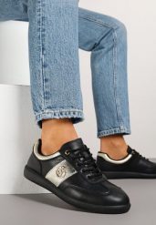 Czarno-Złote Sneakersy Skórzane Typu Kultowe Tenisówki z Metaliczną Aplikacją Ollisena. Czarne trampki Renee, z aplikacjami, z jeansu, eleganckie, bez zapięcia. W wyprzedaży za 159.99 zł.