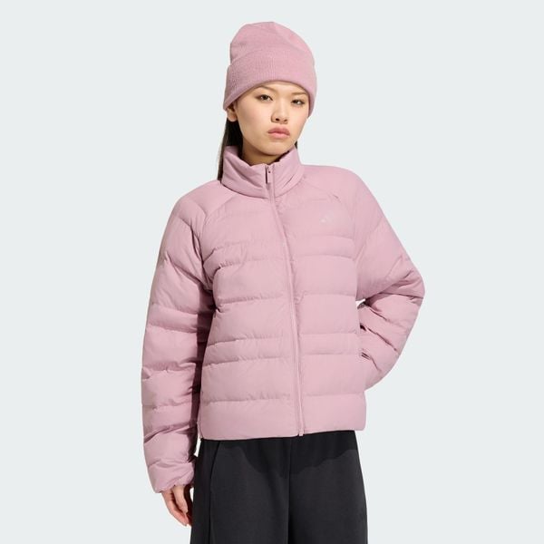 KURTKA ESSENTIALS PACKABLE INSULATED. Fioletowe kurtki adidas, l, bez wzorów, z materiału, bez kaptura. Za 349.00 zł.