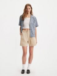 Levi's Szorty w kolorze beżowym rozmiar: W31. Brązowe szorty Levi's, bez wzorów. Za 110.04 zł.