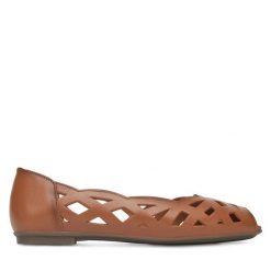 Baleriny Lasocki. Brązowe baleriny Lasocki, bez wzorów, bez obcasa, bez zapięcia. Za 159.99 zł.