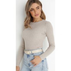 Ciemnobeżowy Sweter Prążkowany Gidaadee. Brązowe swetry Born2be, na jesień, s, z aplikacjami, z dzianiny, bez ramiączek. W wyprzedaży za 62.99 zł.