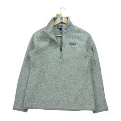 Second life - Bluza polarowa dla kobiet szara - Stan bardzo dobry. Szare bluzy bez kaptura Patagonia, bez wzorów, z polaru, bez kaptura, trekkingowe. Za 228.38 zł.