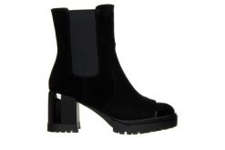 Botki Lola Lola by Sca'viola S-79 Black Suede 047207, Czarny, Skóra naturalna - 41. Czarne botki Sca'viola, bez wzorów, z gumy, klasyczne, bez obcasa, na platformie, bez zapięcia. W wyprzedaży za 399.00 zł.