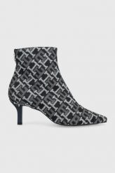 Tommy Hilfiger botki FW0FW06901 POINTY HEEL BOOT DENIM damskie kolor granatowy na szpilce. Niebieskie botki Tommy Hilfiger, bez wzorów, z bawełny, bez obcasa, na szpilce, bez zapięcia. W wyprzedaży za 799.99 zł.
