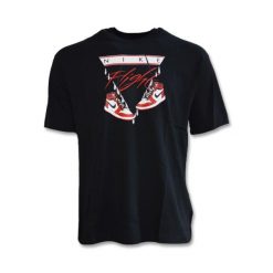 Koszulka Air Jordan Flight Shoe GFX T-shirt. Czarne t-shirty Jordan, s, bez wzorów, sportowe, bez kołnierzyka, bez ramiączek. Za 158.00 zł.