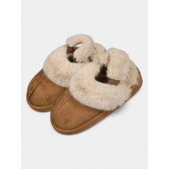 Kapcie Damskie Barts Ayumies. Brązowe kapcie Barts, bez wzorów. Za 229.00 zł.