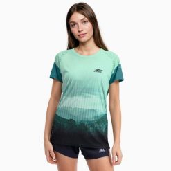 Damska koszulka oddychająca do biegania ADVENTURE. Zielone t-shirty sportowe BODYCROSS, l, bez wzorów, z materiału, bez ramiączek, do biegania. W wyprzedaży za 193.99 zł.