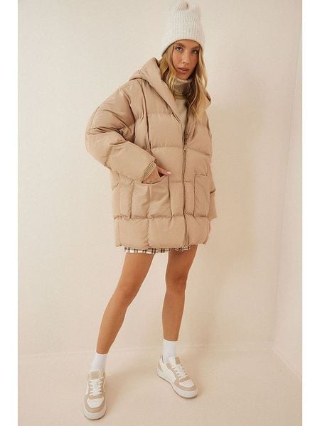 Happiness Istanbul Płaszcz pikowany w kolorze beżowym rozmiar: onesize. Brązowe płaszcze Happiness Istanbul, bez wzorów, bez kaptura. Za 182.45 zł.