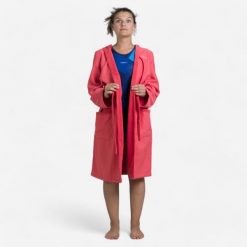 Szlafrok na basen damski Watko 500 Compact. Czerwone szlafroki damskie NABAIJI, xl, bez wzorów, z bawełny, bez ramiączek. Za 119.99 zł.