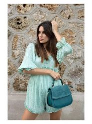 Christian Laurier Skórzana torebka "Lali" w kolorze morskim - 23 x 20 x 11 cm rozmiar: onesize. Niebieskie torebki klasyczne Christian Laurier, bez wzorów, z materiału, przez ramię, bez dodatków. Za 217.99 zł.