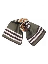 COCCINELLE Jedwabna chusta w kolorze khaki - 90 x 90 cm rozmiar: onesize. Brązowe chusty Coccinelle, bez wzorów, z jedwabiu. Za 406.00 zł.