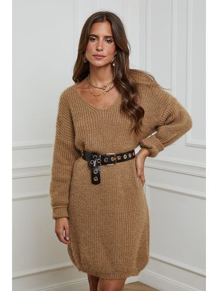 L'armoire de Suzette Sukienka dzianinowa w kolorze karmelowym rozmiar: 38/40. Brązowe sukienki L'armoire de Suzette, na co dzień, l, bez wzorów, z dzianiny, klasyczne, bez kołnierzyka, bez ramiączek, midi, proste. Za 79.03 zł.