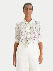 Luisa Spagnoli Bluzka Barcolana 543049 Écru Regular Fit. Bluzki Luisa Spagnoli, xl, bez wzorów, z jedwabiu, bez kołnierzyka, bez ramiączek. Za 1,179.00 zł.