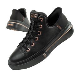 Buty sportowe trampki damskie Skechers SLIP-INS Snoop Dogg. Czarne buty sportowe lifestyle Skechers, bez wzorów, sportowe, bez zapięcia, skechers sport. Za 369.00 zł.