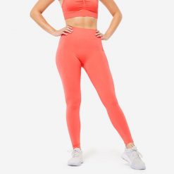 Legginsy fitness damskie Domyos Push Up. Czerwone legginsy DOMYOS, bez wzorów, z elastanu, sportowe. W wyprzedaży za 79.99 zł.