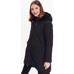 PIKOWANA OVERSIZE KURTKA DAMSKA PODSZYWANA MISIEM. Czarne kurtki TOP SECRET, na jesień, bez wzorów, z koronki, bez kaptura. W wyprzedaży za 119.99 zł.