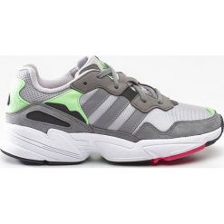 Sneakersy damskie szare Adidas Yung 96 F35020 - biały. Białe buty sportowe lifestyle adidas, bez wzorów, sportowe, bez zapięcia. Za 399.99 zł.