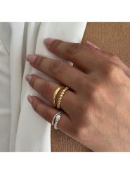 Les Favorites Srebrny pierścionek rozmiar: 54. Szare pierścionki Les Favorites, srebrne. Za 152.99 zł.