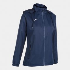 Damska kurtka wiatrówka Joma Trivor. Niebieskie kurtki przeciwdeszczowe Joma, m, bez wzorów, z materiału. Za 135.50 zł.