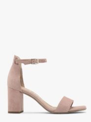 Pudrowo-różowe sandały na obcasie. Czerwone sandały Ryłko, bez wzorów, ze skóry, bez obcasa, na obcasie, bez zapięcia. Za 349.99 zł.