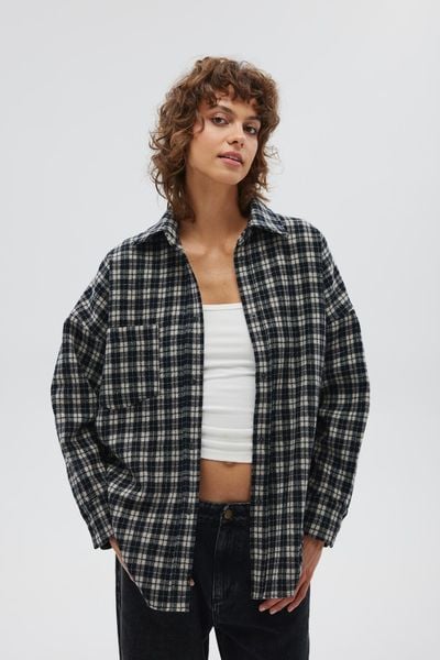 Wełniana koszula z HAFTEM, w kratę CZARNO KREMOWĄ - RENO -S/M. Białe koszule Marsala, m, bez wzorów, z tkaniny, klasyczne, bez kołnierzyka, bez ramiączek. Za 549.90 zł.