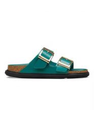 Birkenstock Skórzane klapki "Arizona" w kolorze zielonym rozmiar: 36. Zielone klapki Birkenstock, bez wzorów, klasyczne, z otwartym noskiem, bez obcasa, bez zapięcia. Za 680.85 zł.