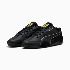 Buty sportowe Puma FERRARI SPEEDCAT 30890501. Czarne buty treningowe Puma, bez wzorów, z gumy, bez zapięcia. Za 302.99 zł.