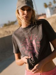 4F T-shirt loose z nadrukiem damski - czarny XS. Czarne t-shirty sportowe 4f, s, bez wzorów, z bawełny, bez ramiączek. Za 79.99 zł.
