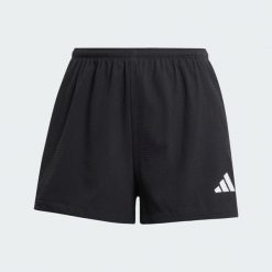 Szorty do pływania 2-Inch. Białe szorty sportowe adidas, bez wzorów, z materiału, z standardowym stanem, do pływania. Za 149.00 zł.