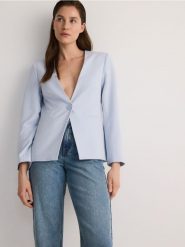 Marynarka z dodatkiem wiskozy - jasnoniebieski. Niebieskie marynarki i żakiety Reserved, l, bez wzorów, z tkaniny, bez ramiączek. W wyprzedaży za 49.99 zł.