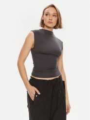 Gina Tricot Top 20883 Szary Slim Fit. Szare topy Gina Tricot, l, bez wzorów, z wiskozy, bez kołnierzyka, bez ramiączek. Za 59.99 zł.