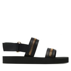 Sandały GIUSEPPE ZANOTTI. Czarne sandały GIUSEPPE ZANOTTI, bez wzorów, bez obcasa, na płaskiej podeszwie, bez zapięcia. Za 1,099.00 zł.