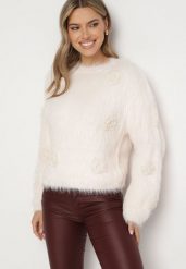 Jasnoróżowy Sweter z Wiskozą o Długim Włosiu z Ozdobną Aplikacją z Kwiatami Tailina. Czerwone swetry Born2be, na zimę, z aplikacjami, z wiskozy, bez ramiączek. W wyprzedaży za 110.49 zł.