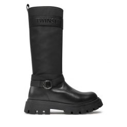 Kozaki TWINSET. Czarne kozaki Twinset, bez wzorów, bez obcasa, na płaskiej podeszwie, bez zapięcia. Za 1,249.00 zł.