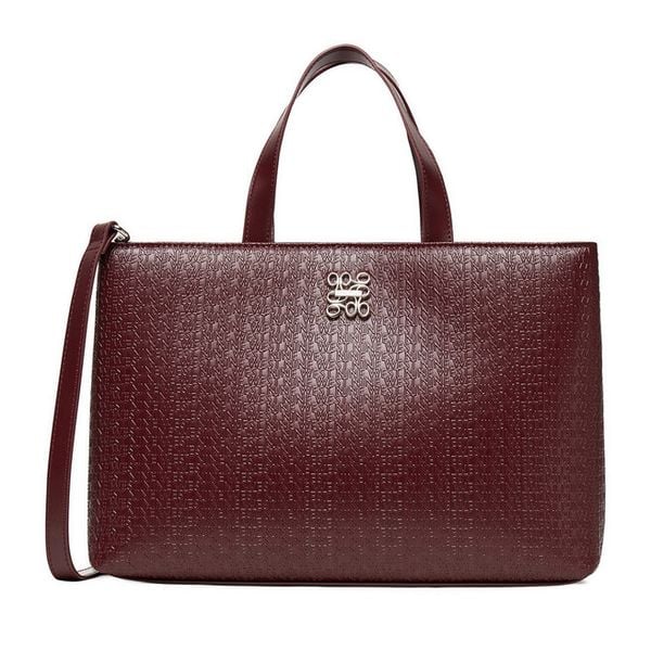 Torebka Nine West. Czerwone torebki klasyczne Nine West, bez wzorów, klasyczne, bez dodatków. Za 249.99 zł.