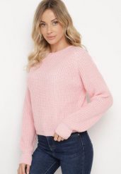 Jasnoróżowy Klasyczny Sweter o Krótszym Kroju Zinoraya. Czerwone swetry Born2be, na jesień, uniwersalny, bez wzorów, z bawełny, eleganckie, bez ramiączek. W wyprzedaży za 59.49 zł.